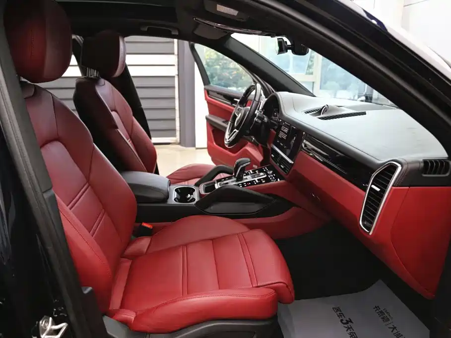 Porsche Cayenne Hybrid — миниатюра 23