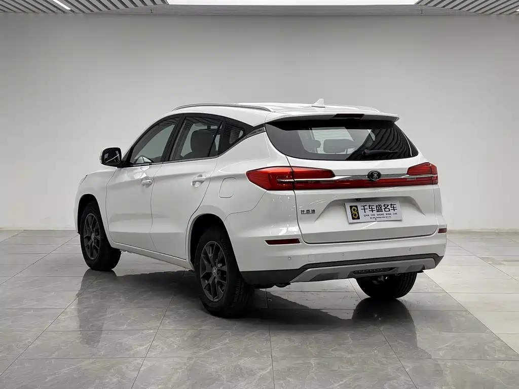 BYD Song — миниатюра 4