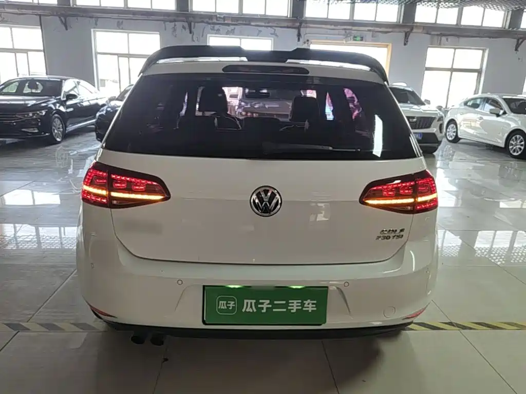 Volkswagen Golf — миниатюра 6