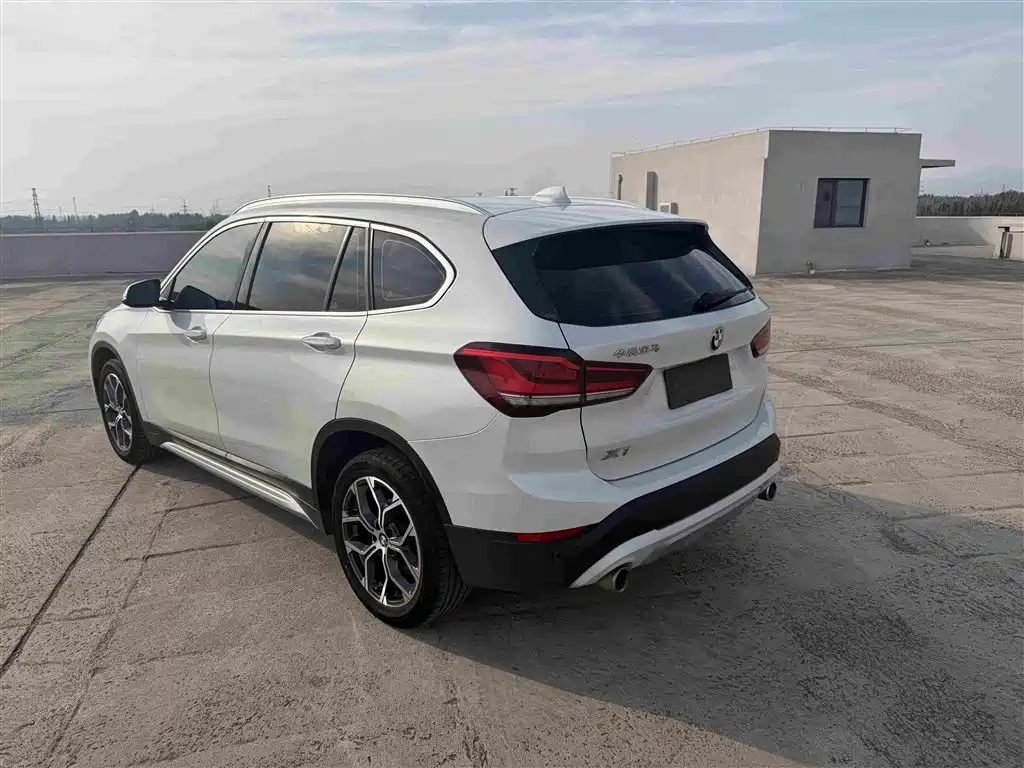 BMW X1 — миниатюра 6