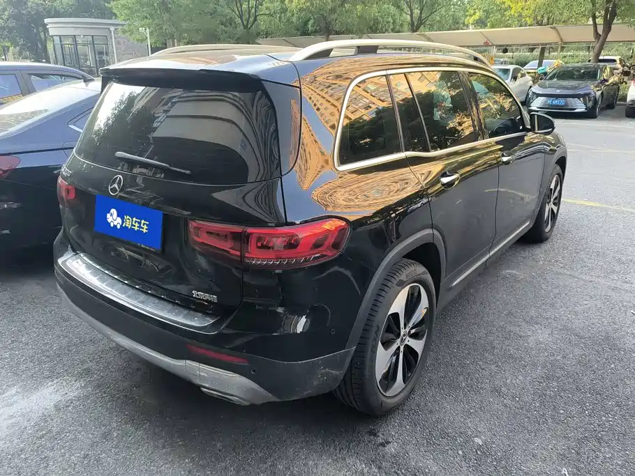 Mercedes-Benz GLB — миниатюра 3