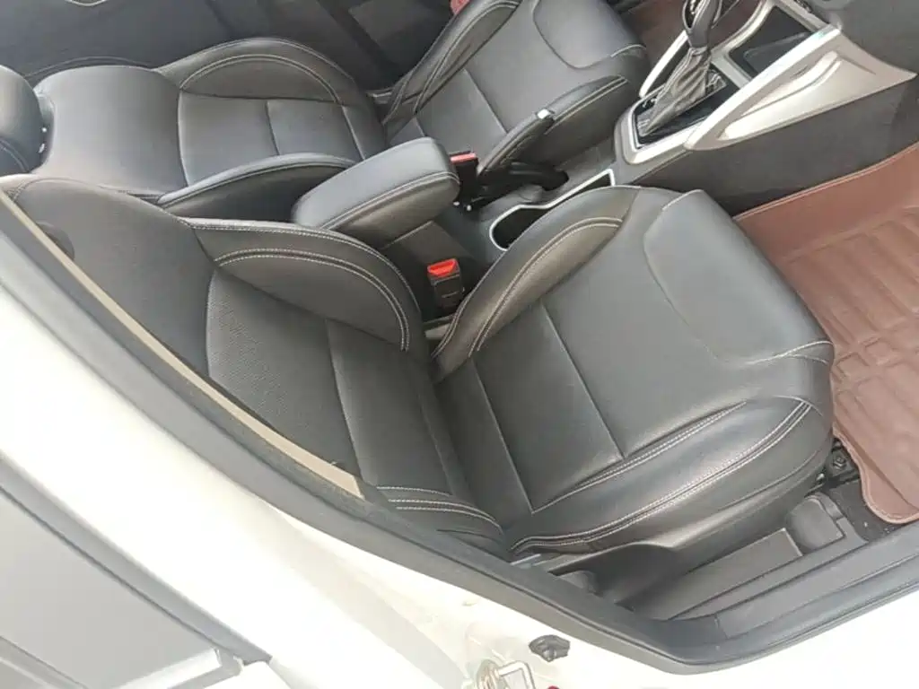 Geely Vision X3 — миниатюра 25