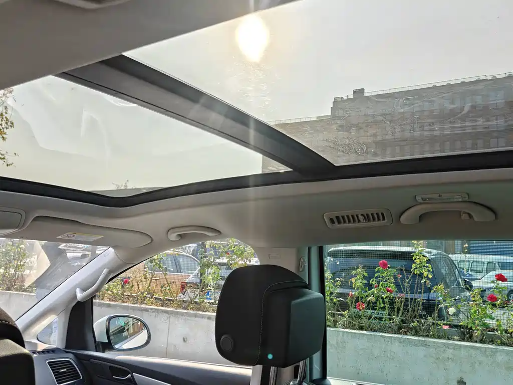 Volkswagen Sharan — миниатюра 24