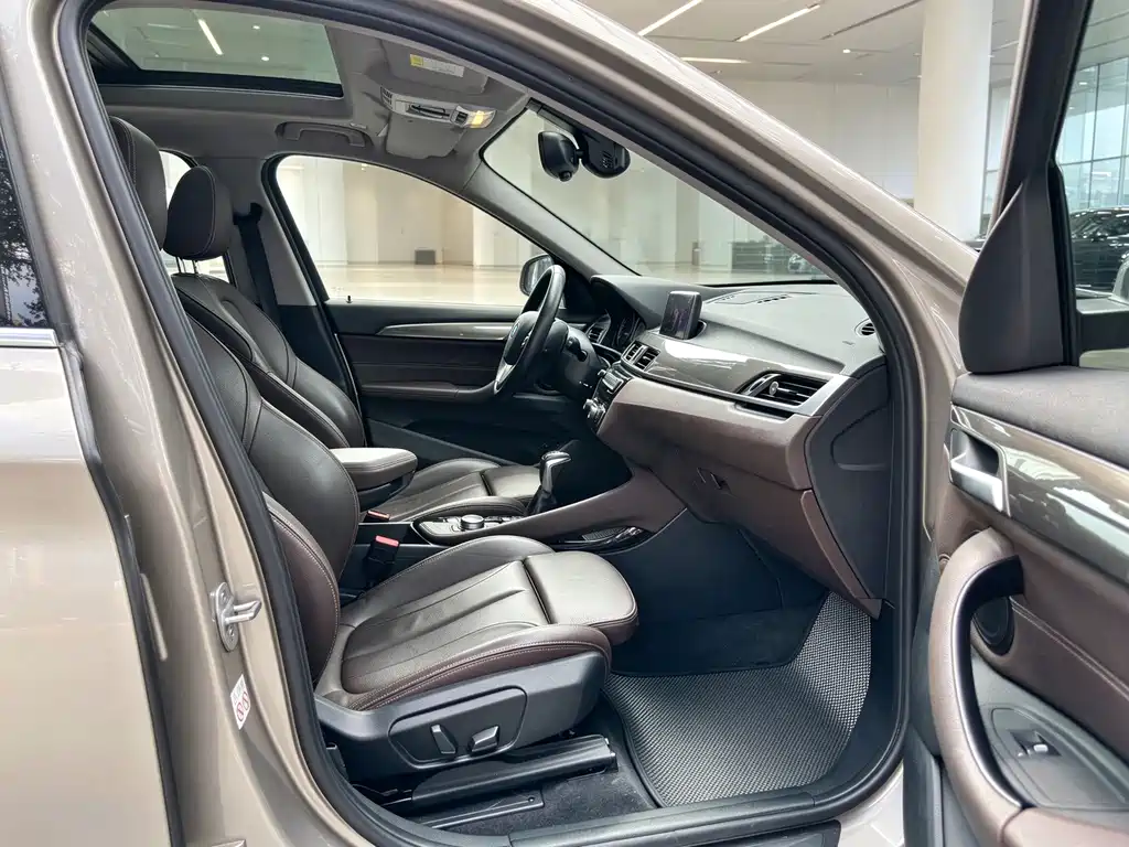 BMW X1 New Energy — миниатюра 11
