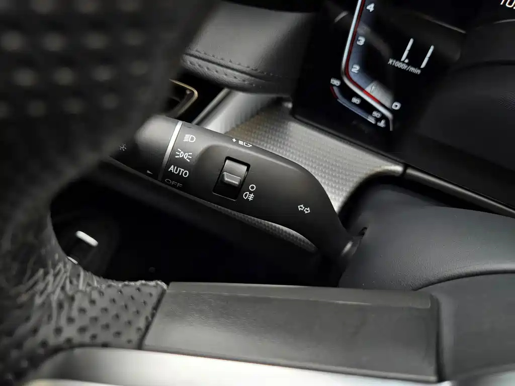 Hongqi H5 1.5T DCT Connected Flagship Rhythm Edition, фото 34
