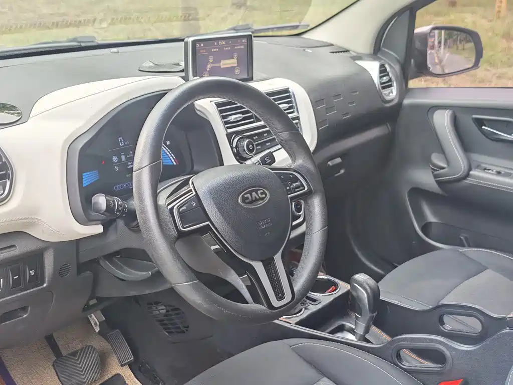 JAC JAC iEV6E — миниатюра 7