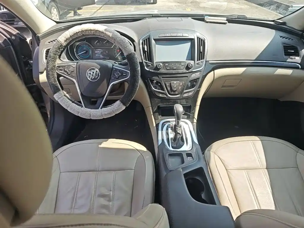 Buick Regal — миниатюра 10