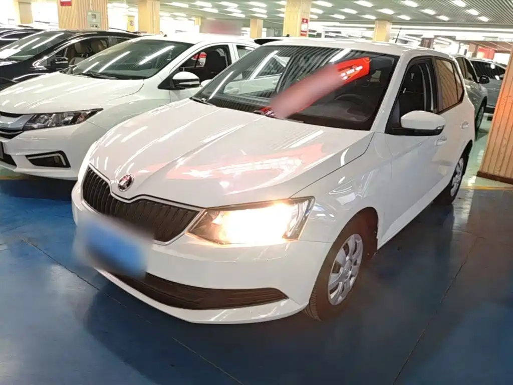 Skoda Fabia — миниатюра 2