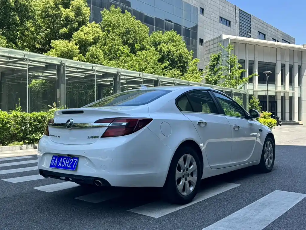 Buick Regal — миниатюра 8