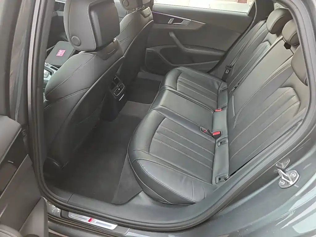 Audi A4L — миниатюра 17