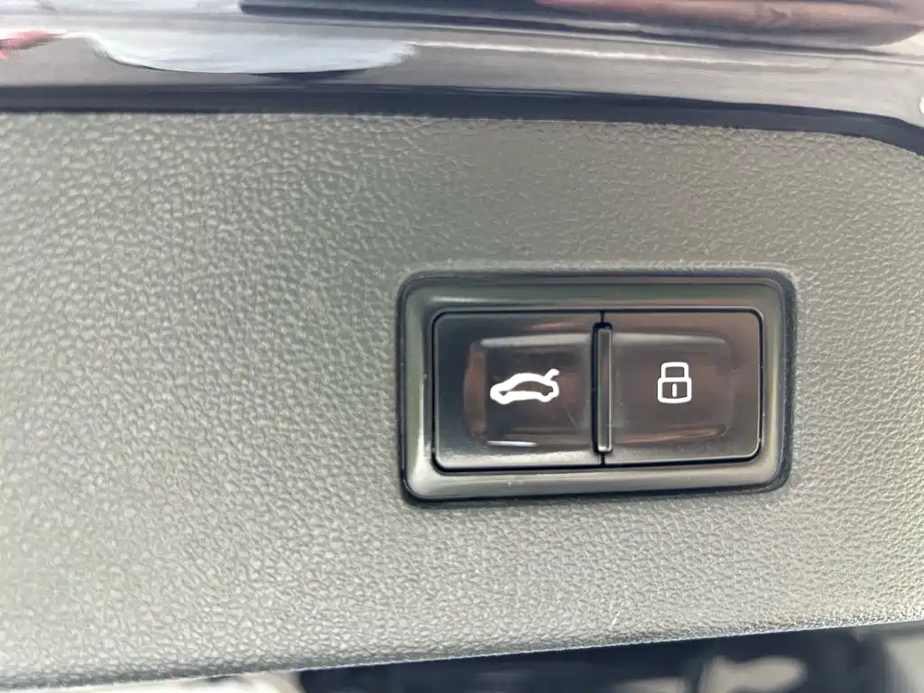 Volkswagen Passat — миниатюра 11