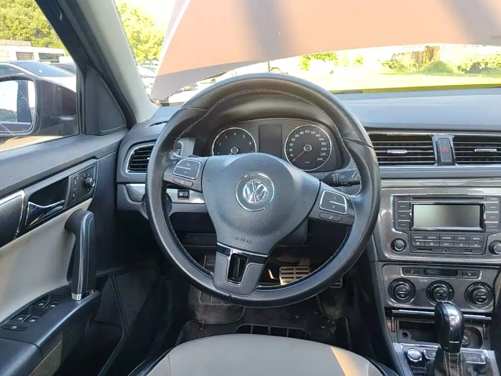 Volkswagen Cross Lavida — миниатюра 15