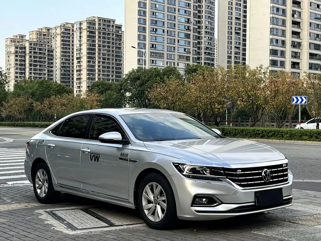 Volkswagen Passat — миниатюра 3