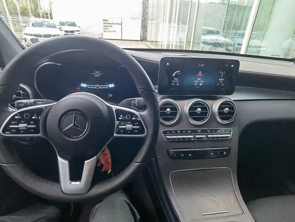Mercedes-Benz GLC 2021 GLC 260 L 4MATIC Luxury