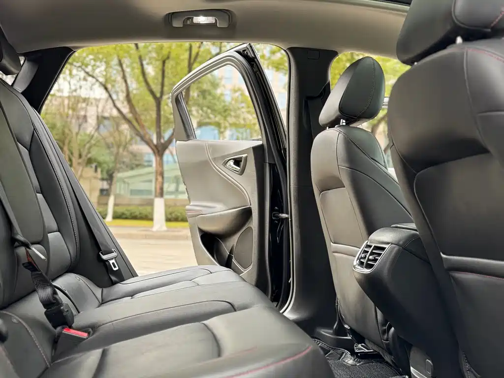 CHEVROLET MAI RUIBAO XL