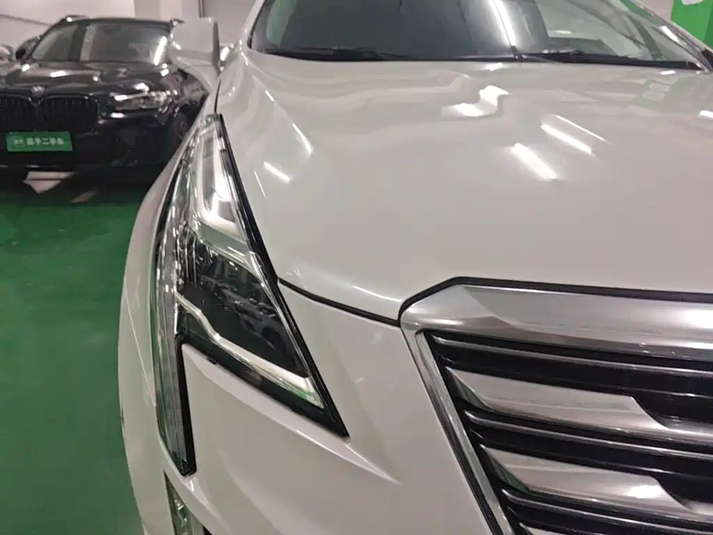 Cadillac XT5 — миниатюра 8