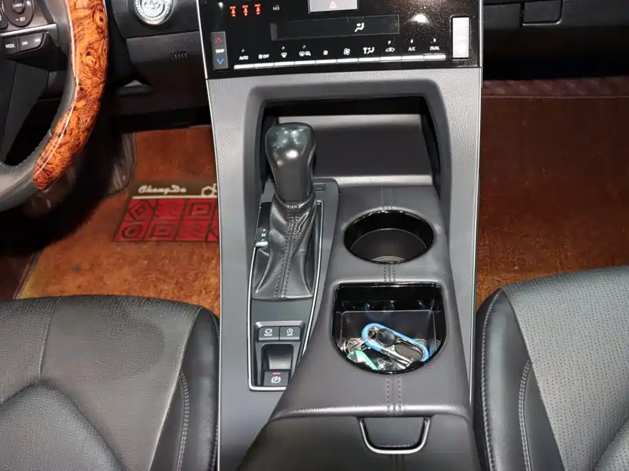 Toyota Avalon — миниатюра 15