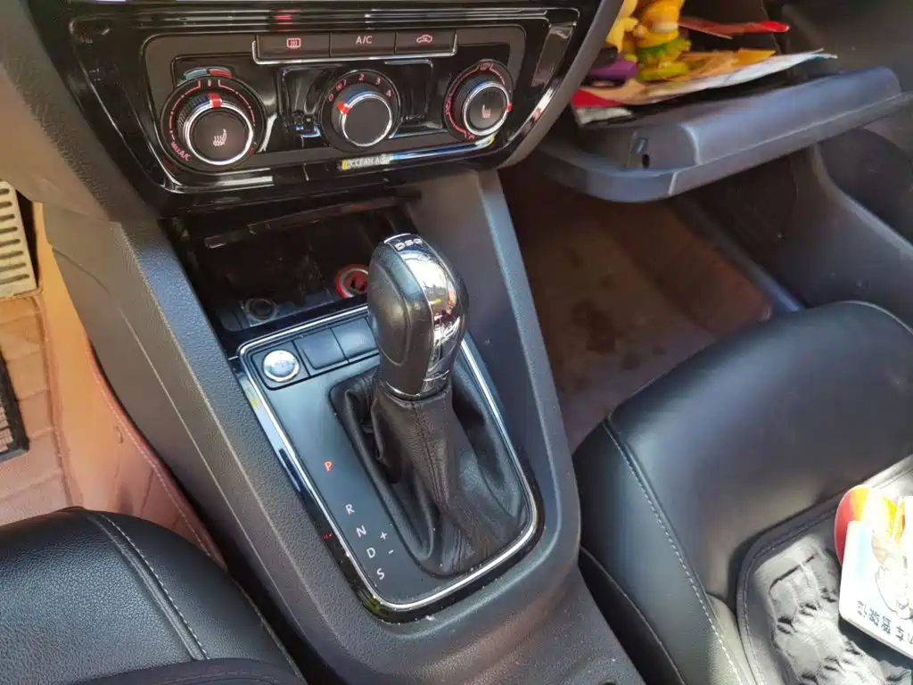 Volkswagen Sagitar — миниатюра 10