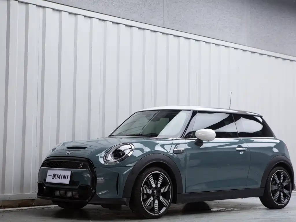 Mini Mini 2023