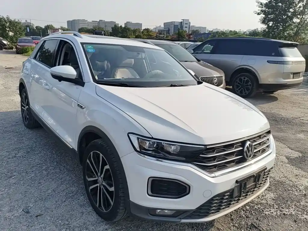 Volkswagen T-Roc — миниатюра 4