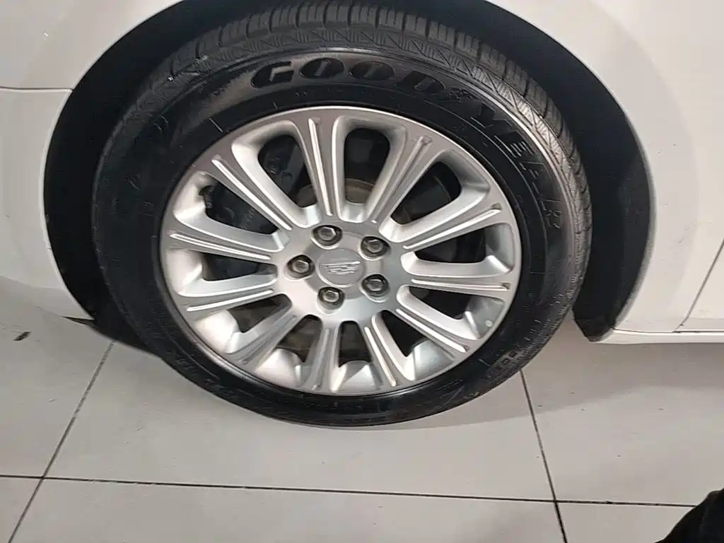 Cadillac XTS — миниатюра 23
