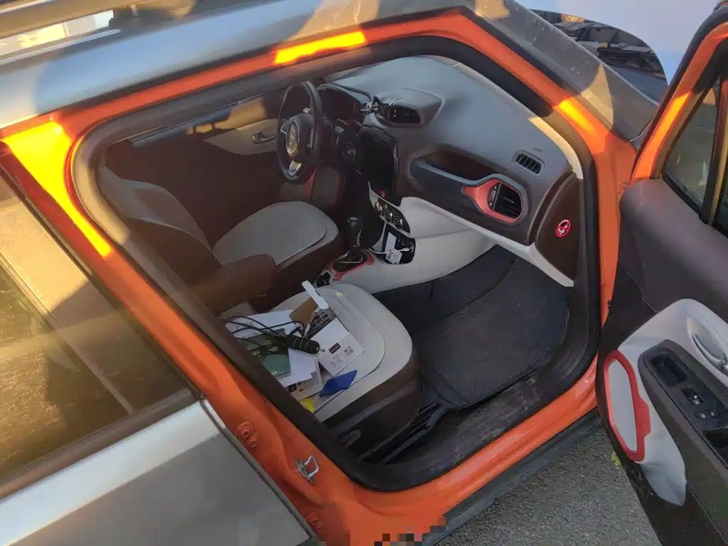Jeep Renegade — миниатюра 19