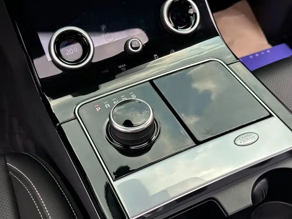 Land Rover Velar — миниатюра 11