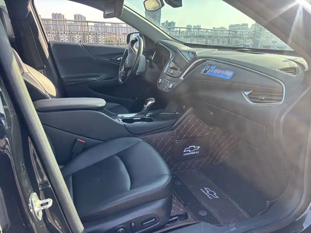 Chevrolet Malibu XL — миниатюра 7