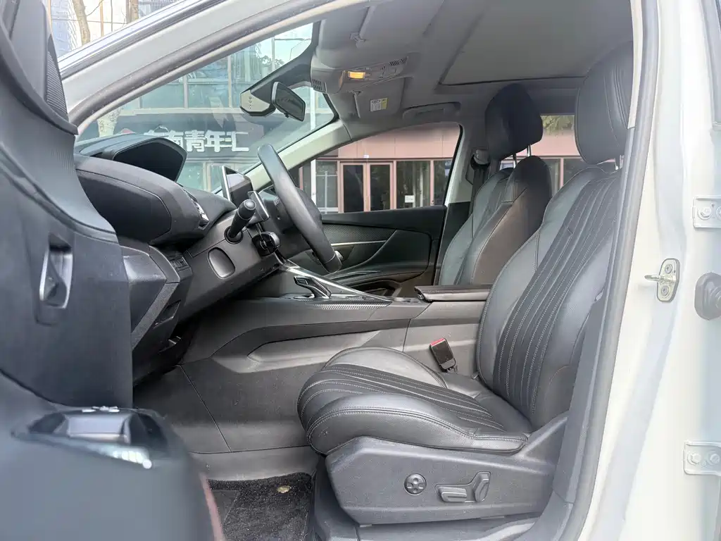 Peugeot 5008 — миниатюра 8