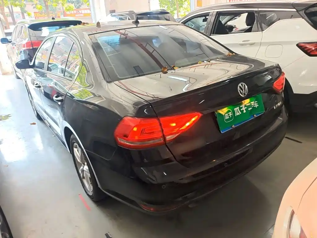 Volkswagen Lavida — миниатюра 5
