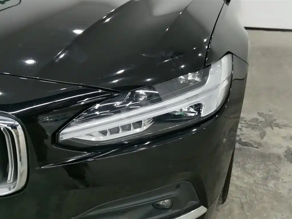Volvo S90 2021 B5 Luxury