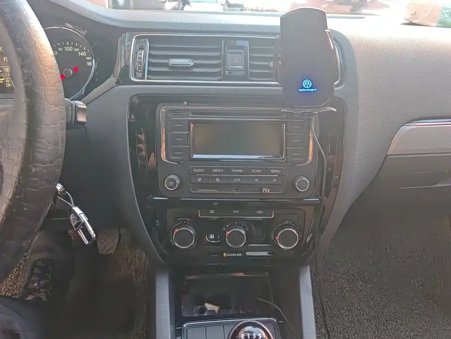 Volkswagen Sagitar — миниатюра 13