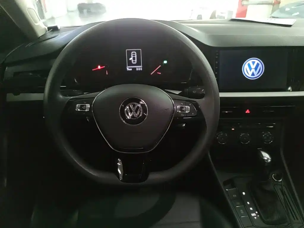 Volkswagen Lavida — миниатюра 11