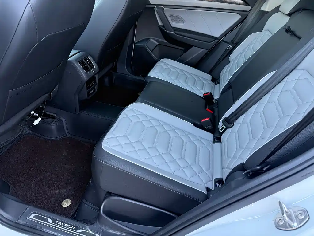 Volkswagen Tayron 2024 300TSI Luxury Plus