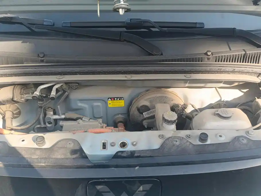 Wuling MINIEV — миниатюра 10