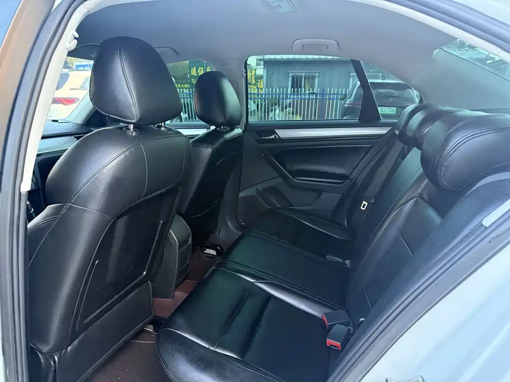 Volkswagen Bora — миниатюра 5