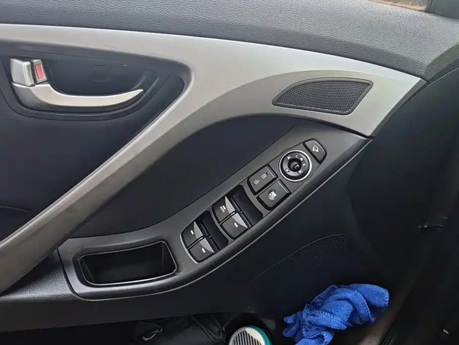 Hyundai Elantra Langdong — миниатюра 7