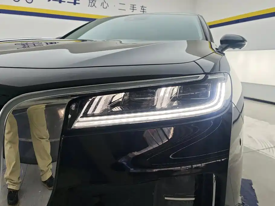 Hongqi H9 2020 2.0T