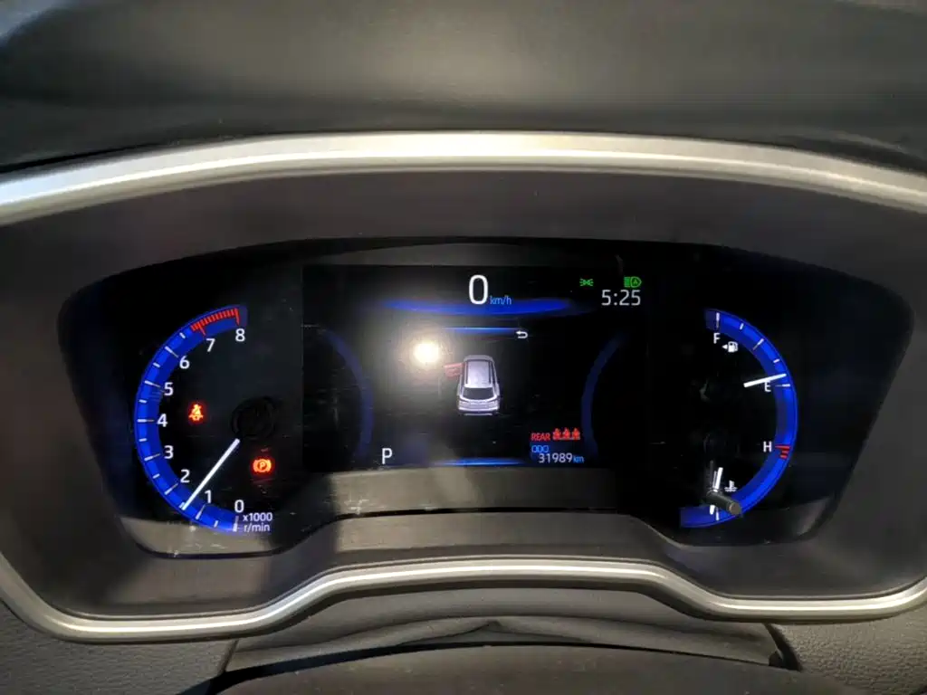 Toyota Corolla Cross — миниатюра 12
