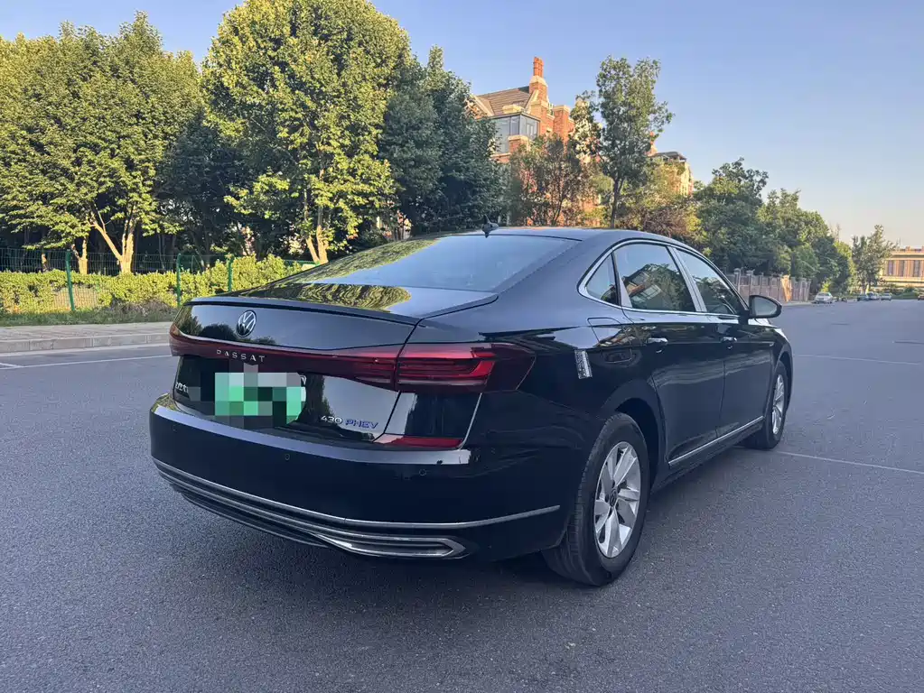 Volkswagen Passat 2025 430PHEV