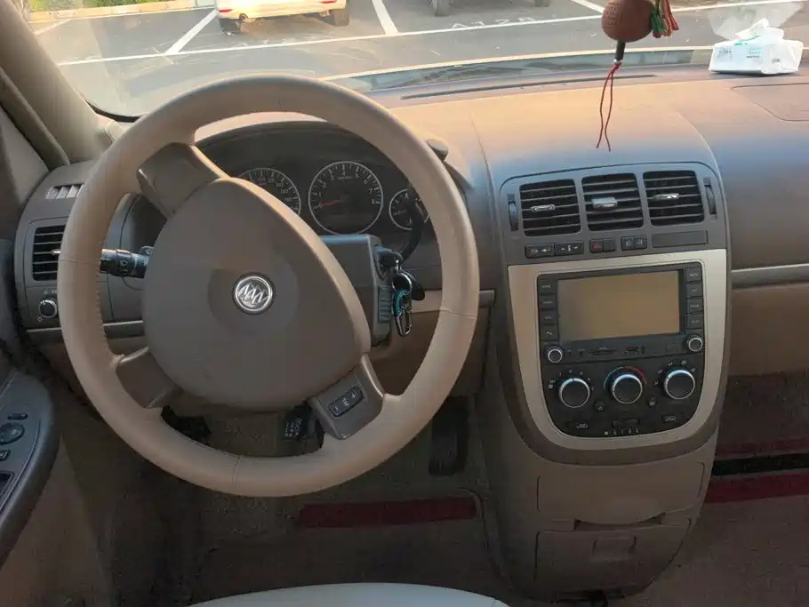 Buick GL8 — миниатюра 15