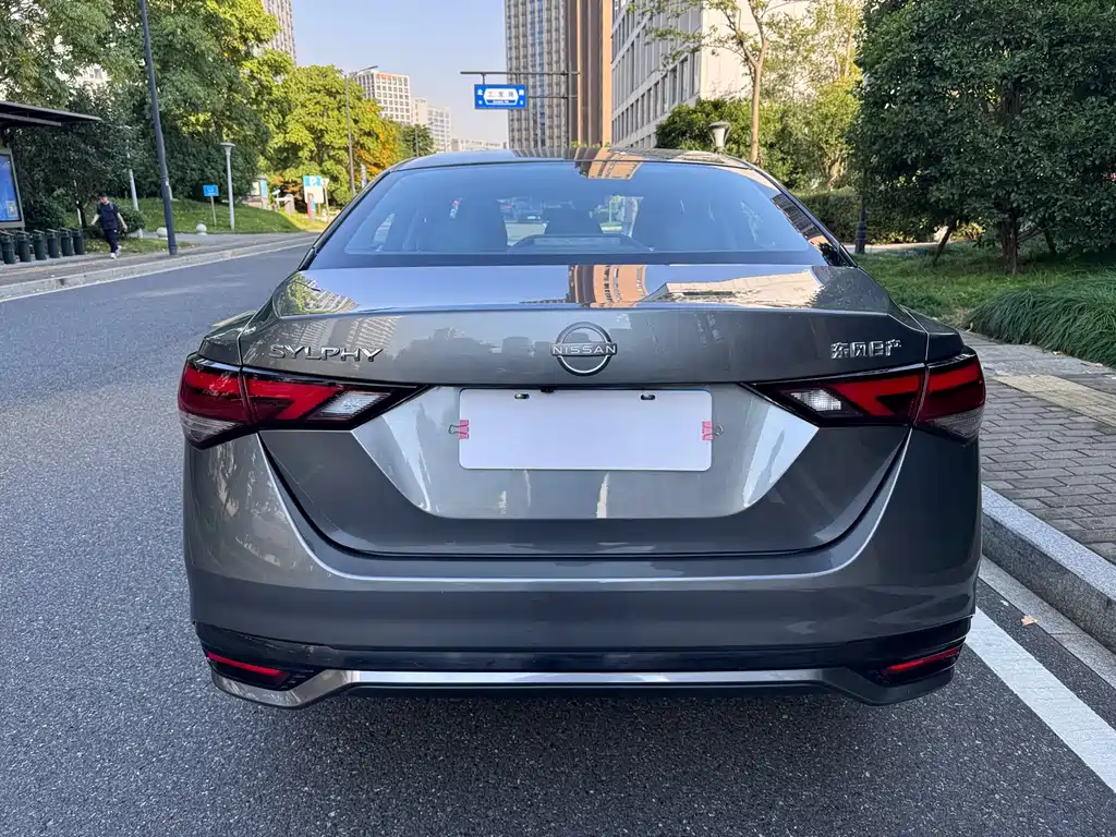 Nissan Sylphy — миниатюра 4