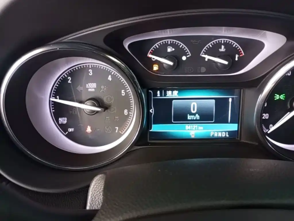 Buick Envision Plus — миниатюра 12