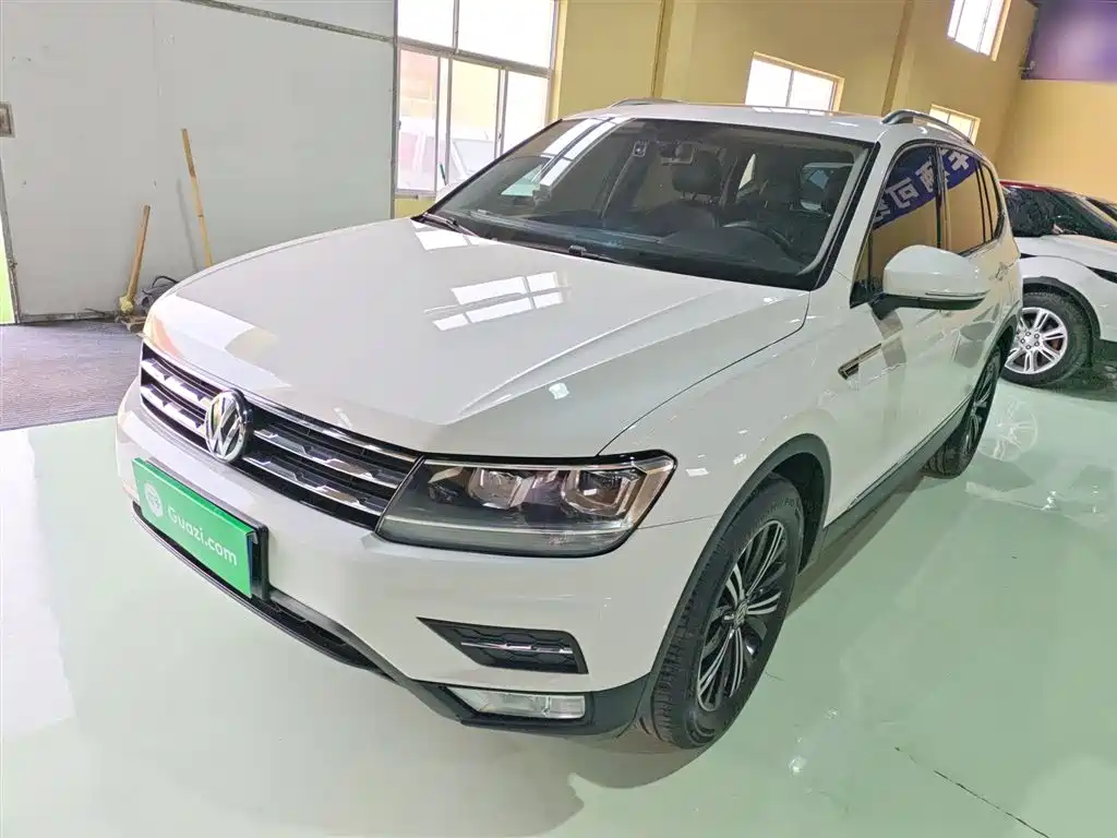 Купить Volkswagen Tiguan L