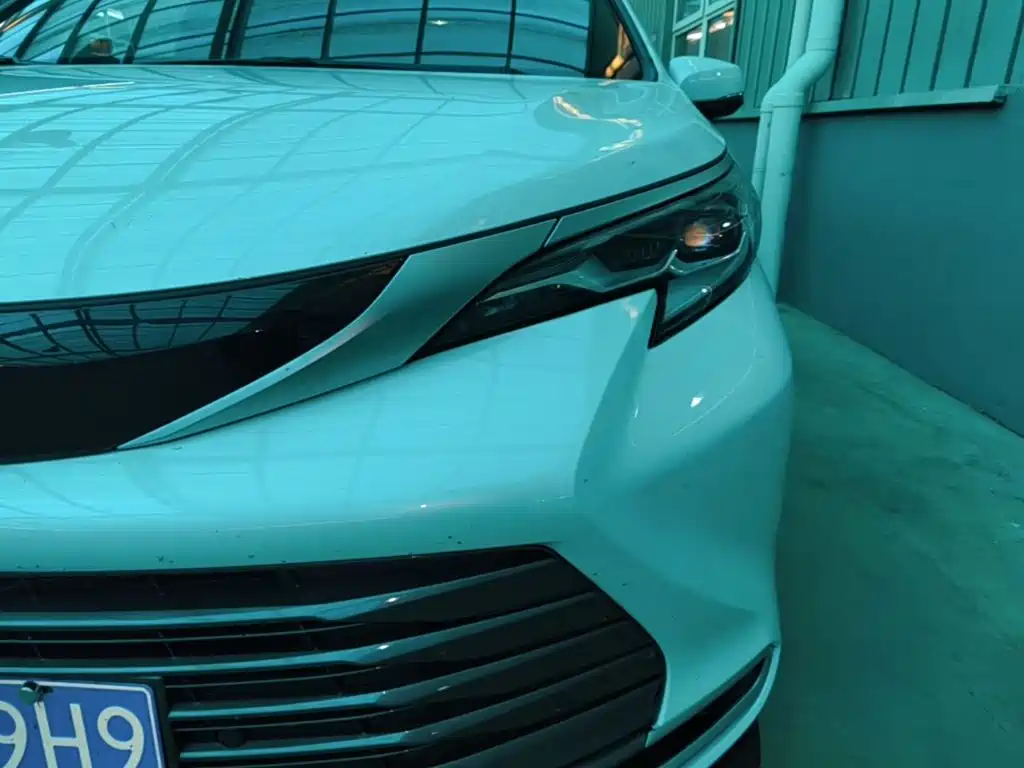 Toyota Sienna — миниатюра 24