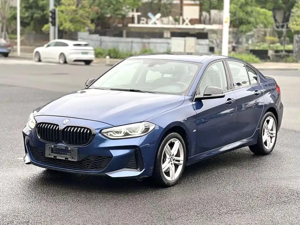 BMW 1 Series 2021