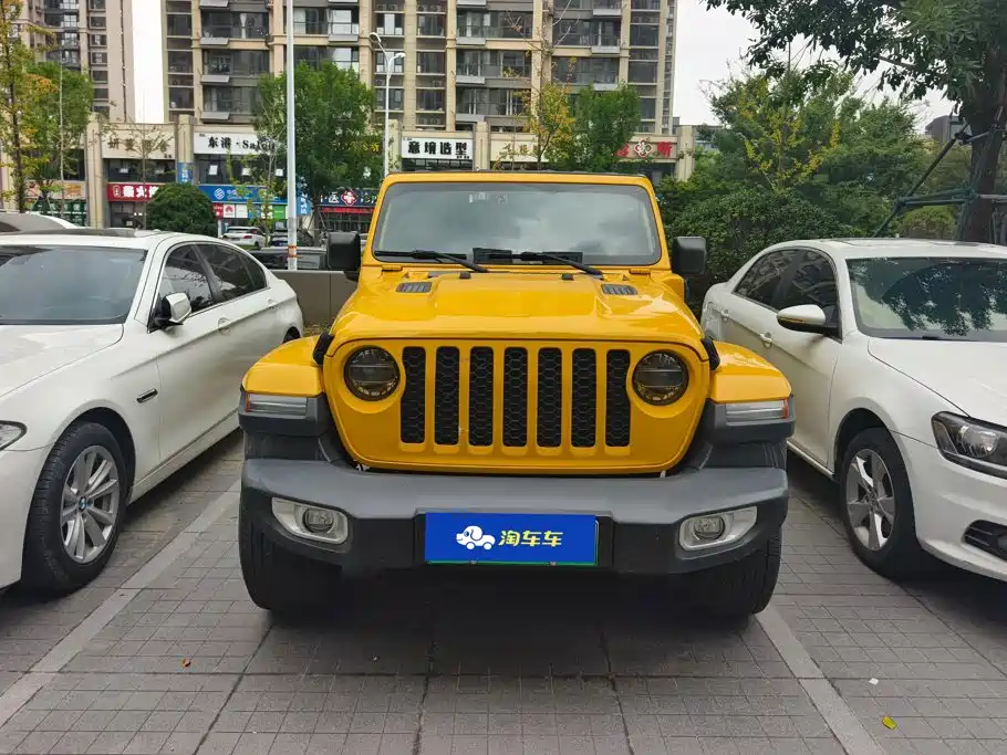 Jeep Wrangler PHEV — миниатюра 2