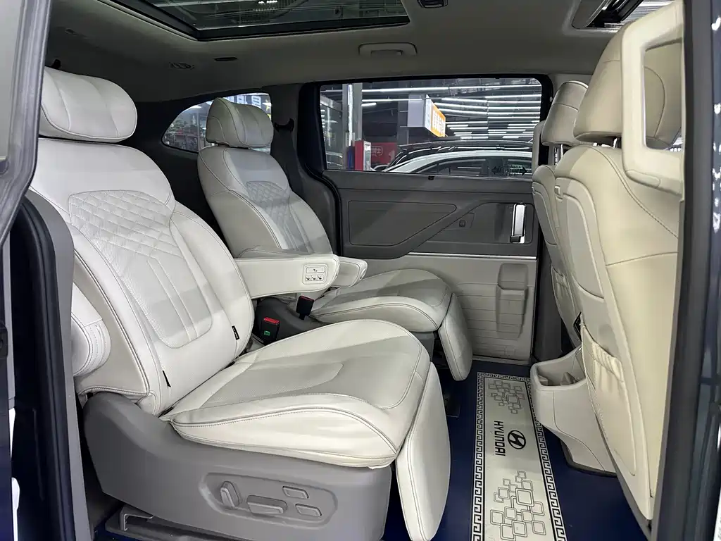 Hyundai Custo — миниатюра 5