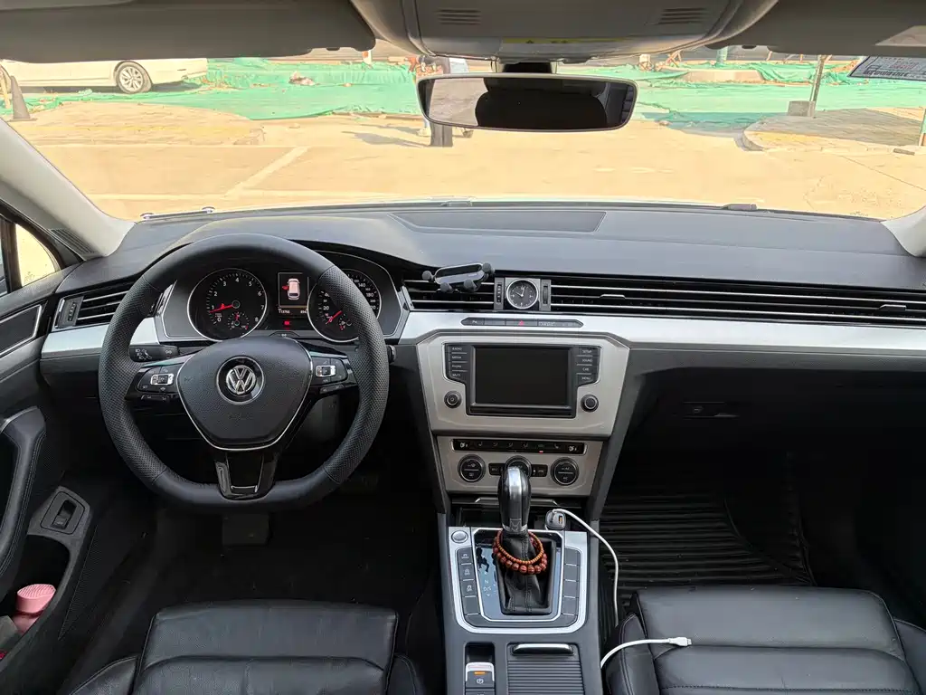 Volkswagen Viloran — миниатюра 4