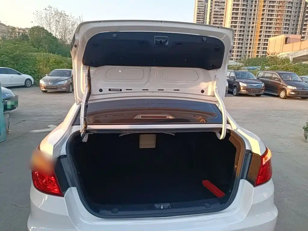 Changan Eado — миниатюра 19